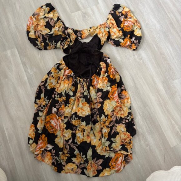 NWT: Bardot Floral Open Back Minidress size small/6 - Picture 5 of 7